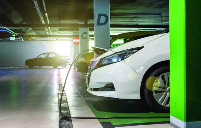 punto de recarga en garaje