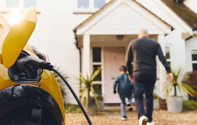 cargar un coche eléctrico en casa