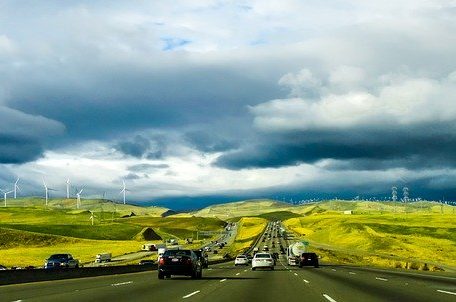 voiture-electrique-eoliennes
