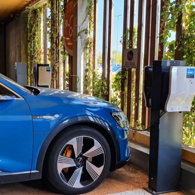 super-u-saint-jean-mont-chargeguru