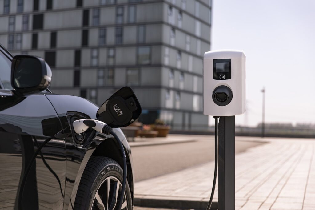 Alfen EV Charging Eve Single Pro-line white oude stekker_0