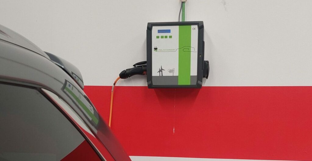 Record Go - instalação carregador Policharger